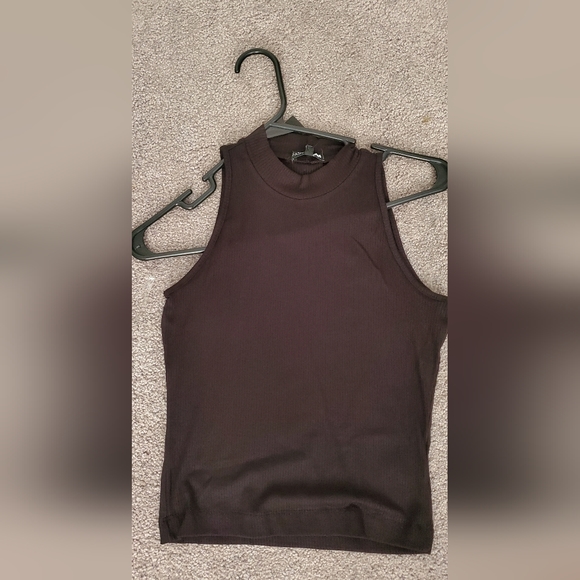 High neck top - Picture 3 of 4